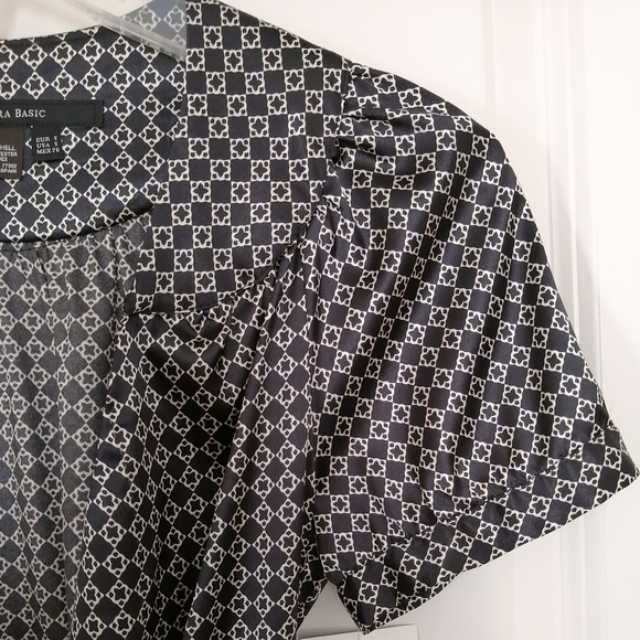 🖤🌚 Brand New Zara wrap dress - Picture 2 of 8